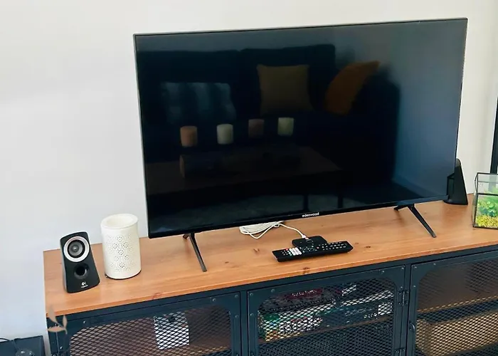 Maison Avec Acces Au * Izon